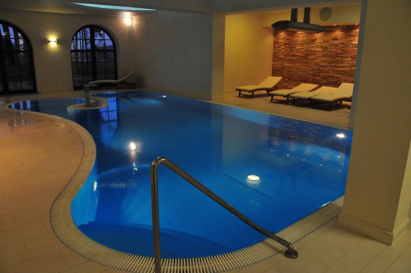 Free-form hotel swimming pool Free-form hotel swimming pool