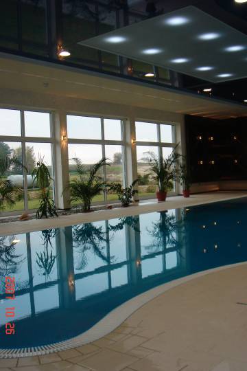 mały basen hotelowy mały basen hotelowy