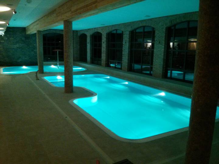 Basen hotelowy Basen hotelowy