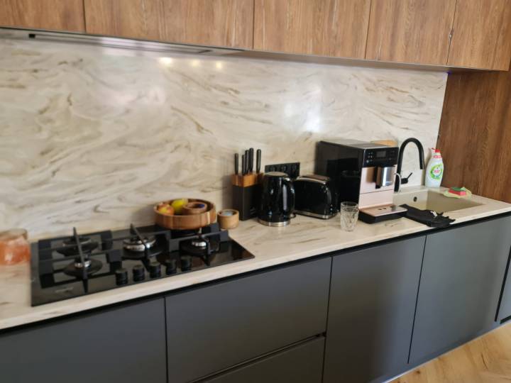 Blaty z solid surface (Corian, Staron)